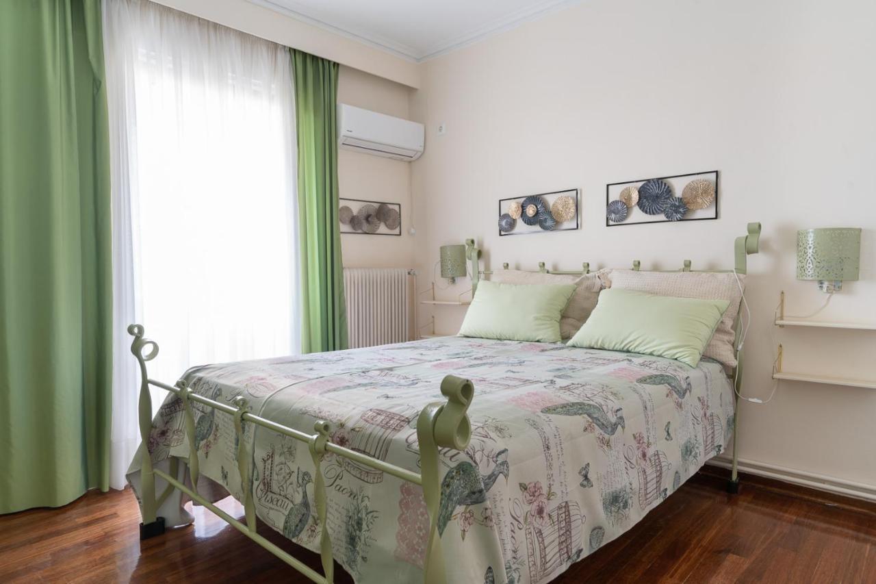 Hostel Ioanna'S Hellenic Hospitality Athen Exterior foto